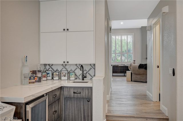 246 Windsong Drive, Henderson, NV 89074