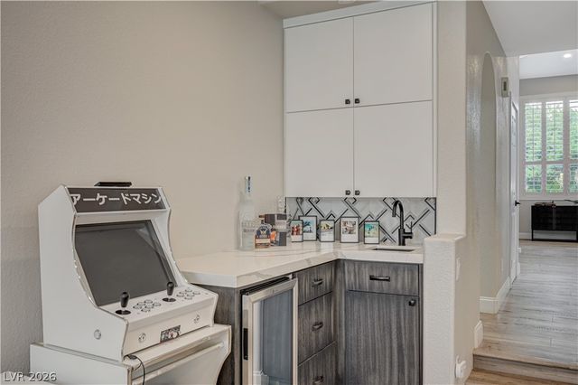 246 Windsong Drive, Henderson, NV 89074