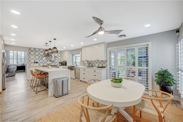 246 Windsong Drive, Henderson, NV 89074