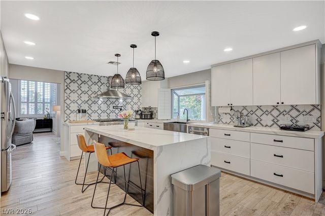 246 Windsong Drive, Henderson, NV 89074