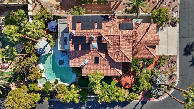 246 Windsong Drive, Henderson, NV 89074