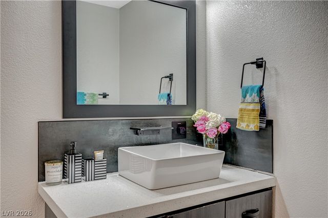 246 Windsong Drive, Henderson, NV 89074