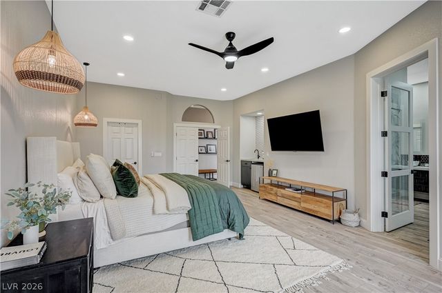 246 Windsong Drive, Henderson, NV 89074