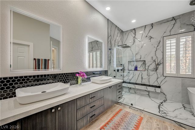 246 Windsong Drive, Henderson, NV 89074