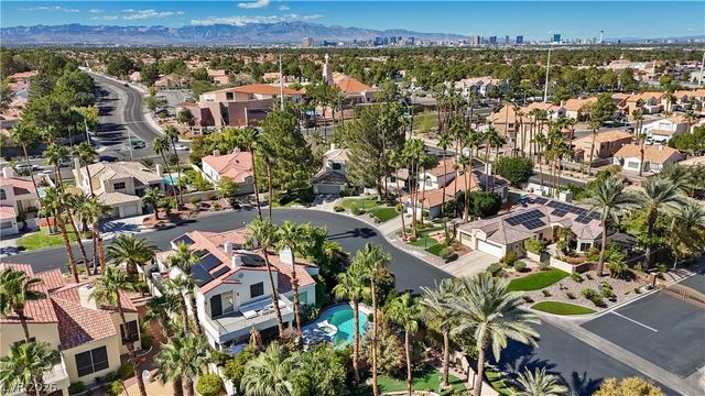 246 Windsong Drive, Henderson, NV 89074