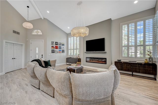 246 Windsong Drive, Henderson, NV 89074