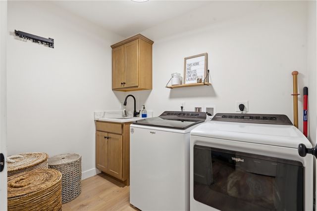404 Donald Drive, Alburnett, IA 52202