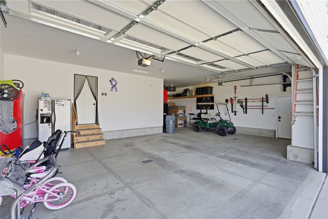 404 Donald Drive, Alburnett, IA 52202
