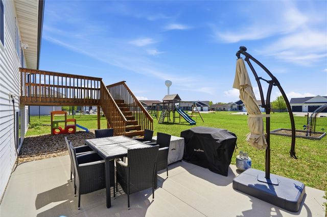 404 Donald Drive, Alburnett, IA 52202