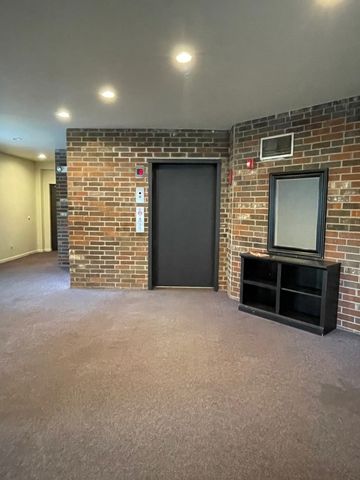 1018 CASTILIAN Court 205, Glenview, IL 60025