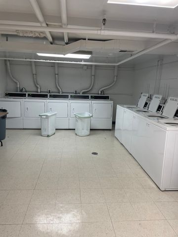 1018 CASTILIAN Court 205, Glenview, IL 60025