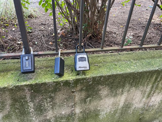 1018 CASTILIAN Court 205, Glenview, IL 60025