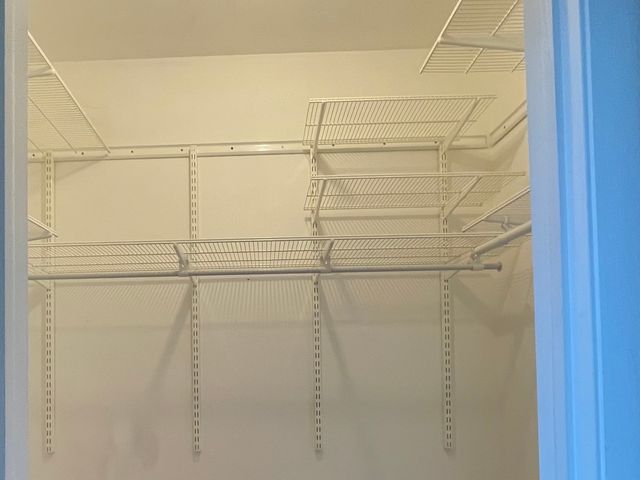 1018 CASTILIAN Court 205, Glenview, IL 60025