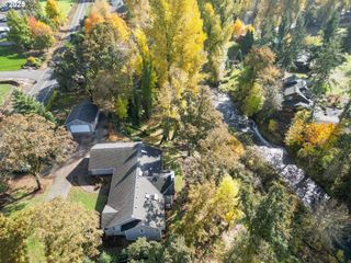 17576 ABIQUA Rd, Silverton, OR 97381