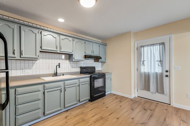 1600 Glen Avenue, Kenova, WV 25530