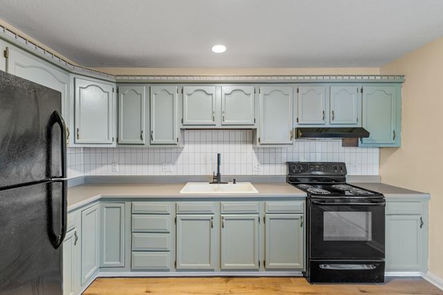 1600 Glen Avenue, Kenova, WV 25530