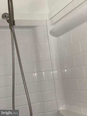 401 GLENDALE DR, Somerdale, NJ 08083
