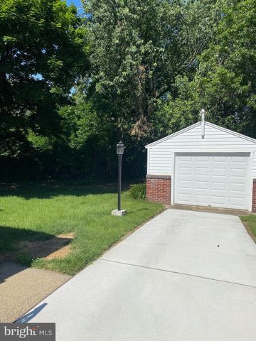 401 GLENDALE DR, Somerdale, NJ 08083