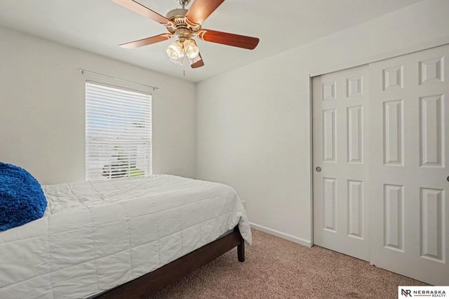 19509 V Street, Omaha, NE 68135