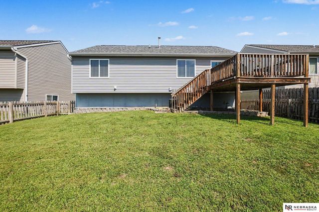 19509 V Street, Omaha, NE 68135