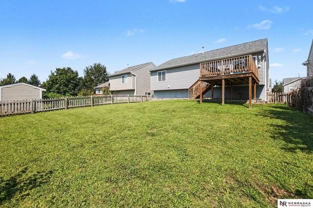 19509 V Street, Omaha, NE 68135