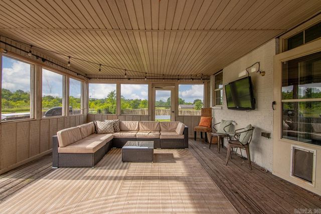 13 River Circle, Mayflower, AR 72106