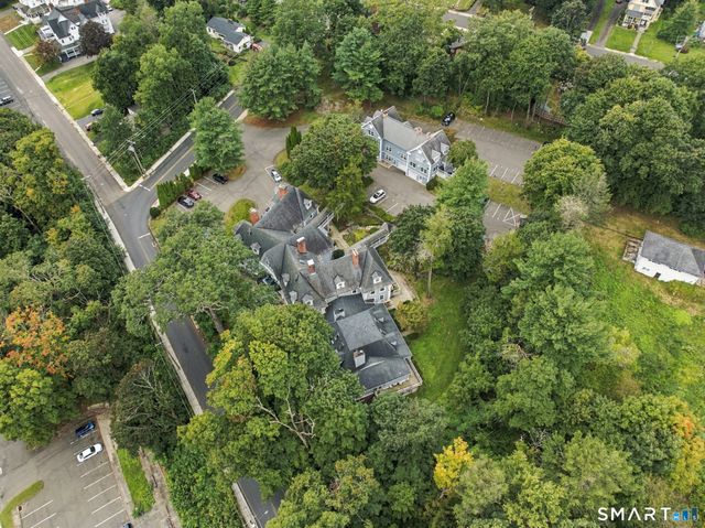 41 Millville Avenue 106, Naugatuck, CT 06770