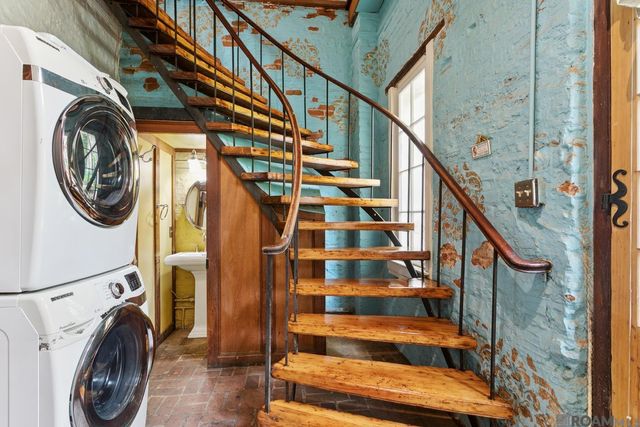 1031 Chartres St, New Orleans, LA 70116