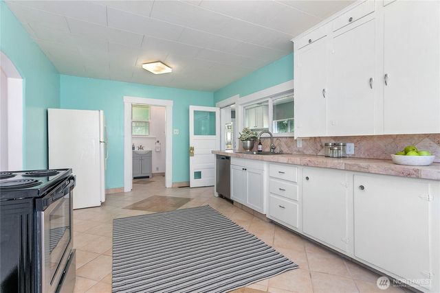 3320 Lindsay Avenue, Bellingham, WA 98229