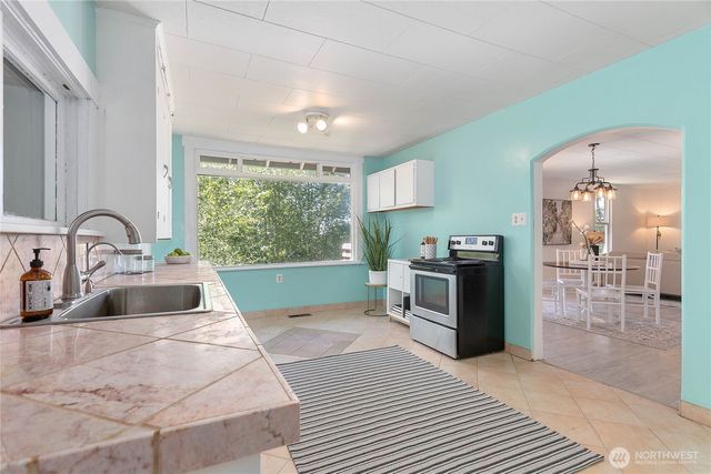 3320 Lindsay Avenue, Bellingham, WA 98229