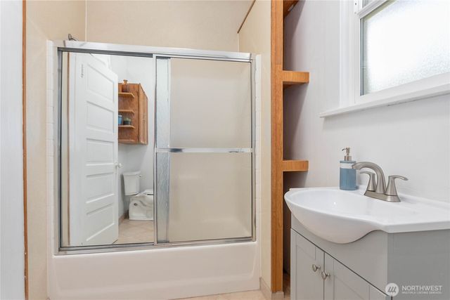 3320 Lindsay Avenue, Bellingham, WA 98229