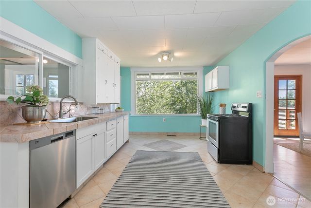 3320 Lindsay Avenue, Bellingham, WA 98229