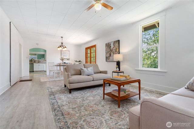 3320 Lindsay Avenue, Bellingham, WA 98229