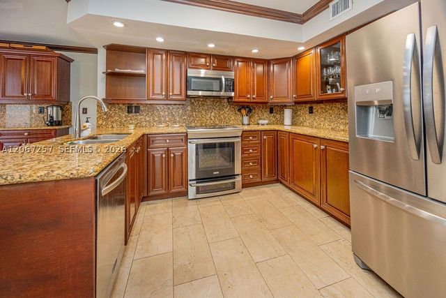 20935 NE 37th Ct, Aventura, FL 33180