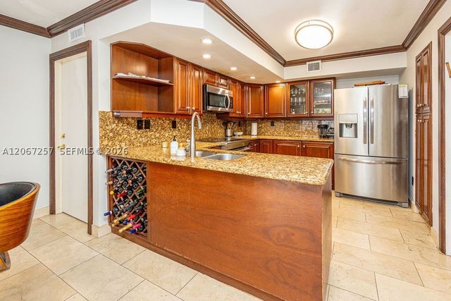 20935 NE 37th Ct, Aventura, FL 33180