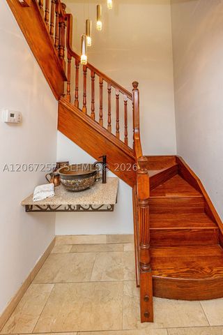 20935 NE 37th Ct, Aventura, FL 33180