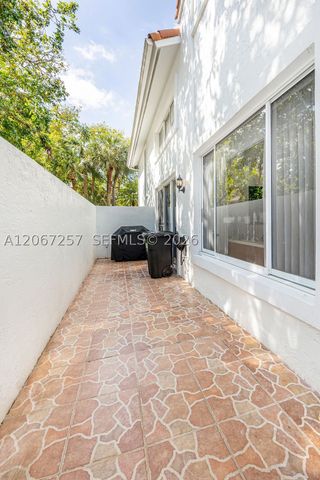 20935 NE 37th Ct, Aventura, FL 33180