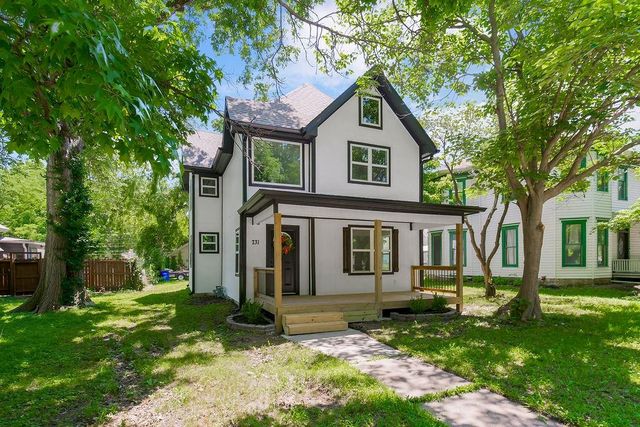 731 S Main Street, Ottawa, KS 66067