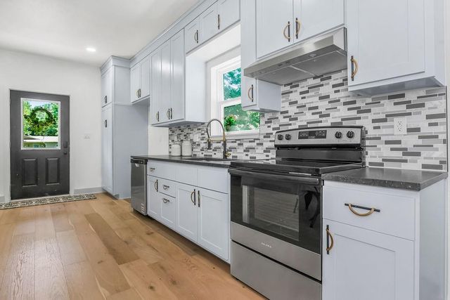 731 S Main Street, Ottawa, KS 66067