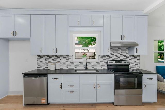 731 S Main Street, Ottawa, KS 66067