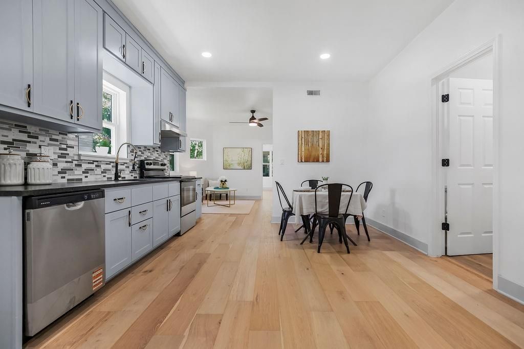 731 S Main Street, Ottawa, KS 66067