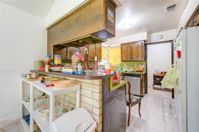 2015 Mardel Court, Houston, TX 77077