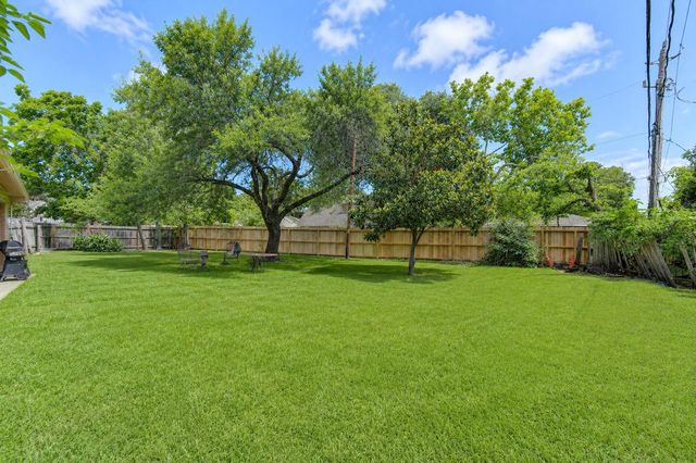 2015 Mardel Court, Houston, TX 77077