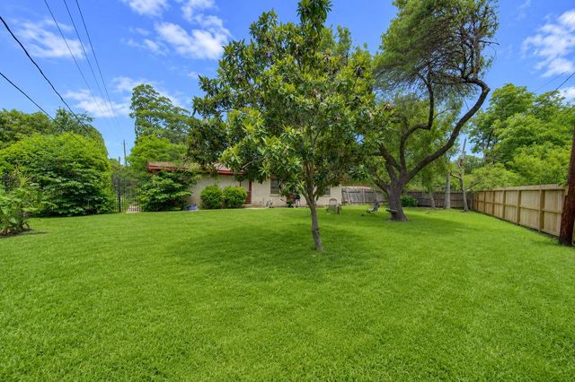 2015 Mardel Court, Houston, TX 77077