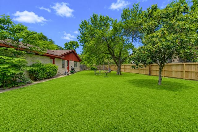 2015 Mardel Court, Houston, TX 77077