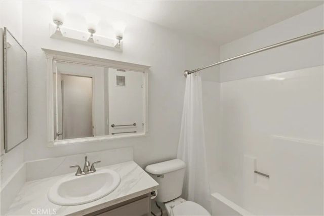 3425 E 15th 12D, Long Beach, CA 90804