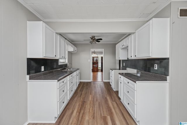 2016 CENTER WAY S, Birmingham, AL 35205