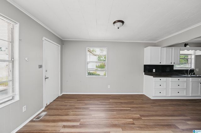 2016 CENTER WAY S, Birmingham, AL 35205