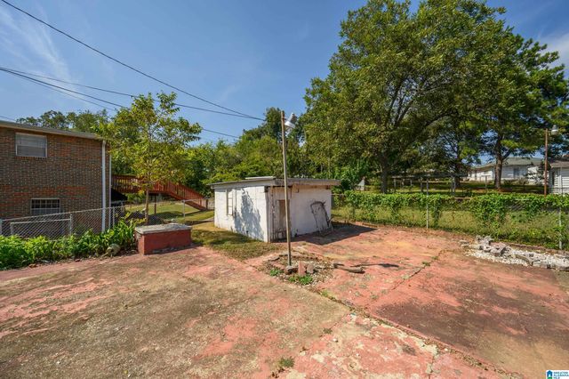 2016 CENTER WAY S, Birmingham, AL 35205
