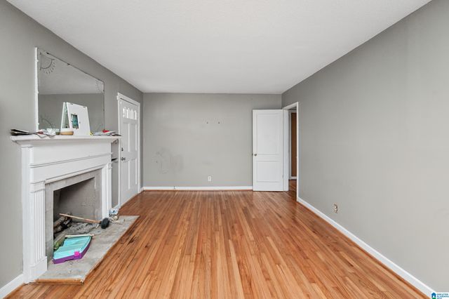 2016 CENTER WAY S, Birmingham, AL 35205